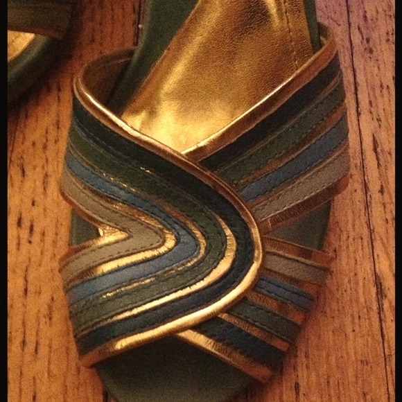 70's VINTAGE inspo - Picture 3 of 3